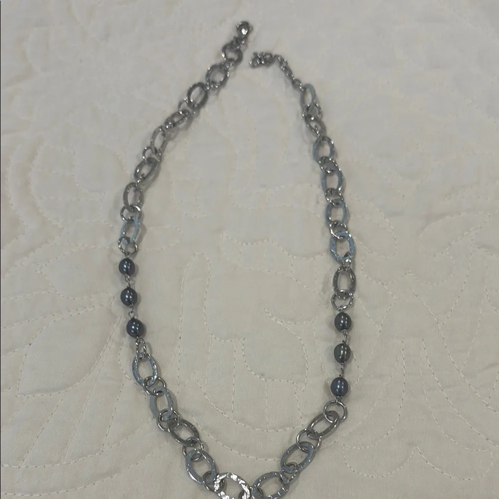 Elegant Silver (Steel) Chain Necklace - Picture 3 of 4